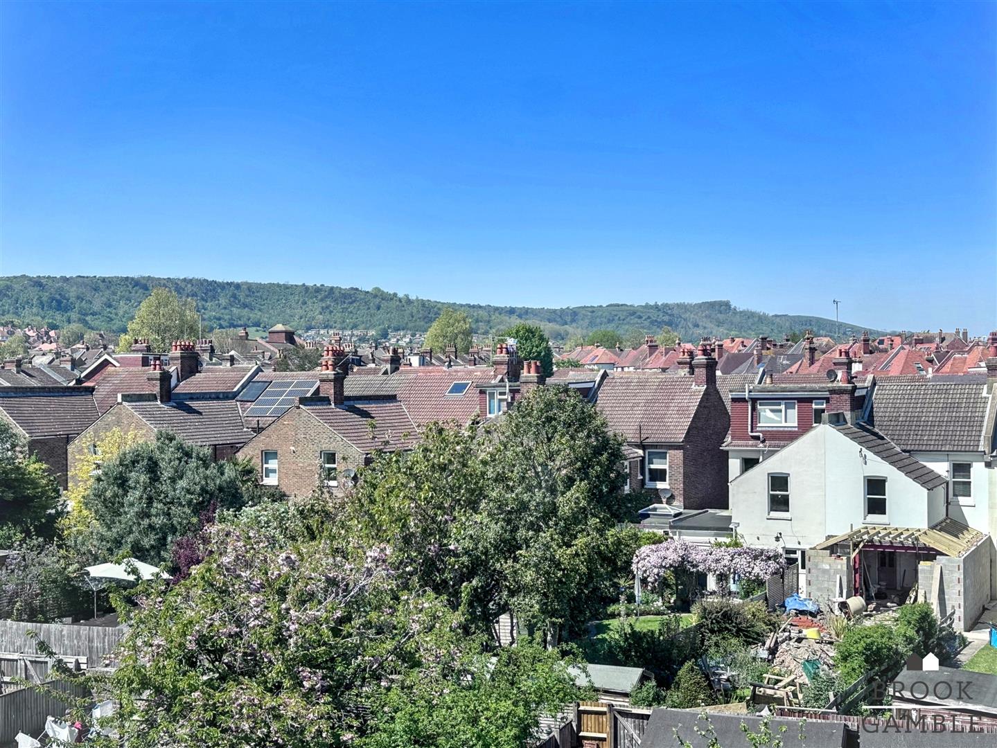3 Bedroom House. Greenfield Road in Eastbourne,  9